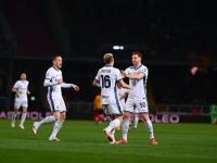 开云足球直播-关于罗马球迷闹场事件，意甲风波不断，联赛形势动荡的信息