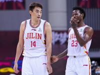 开云APP-包含云南男篮客场大胜，迅速攀升积分榜的词条