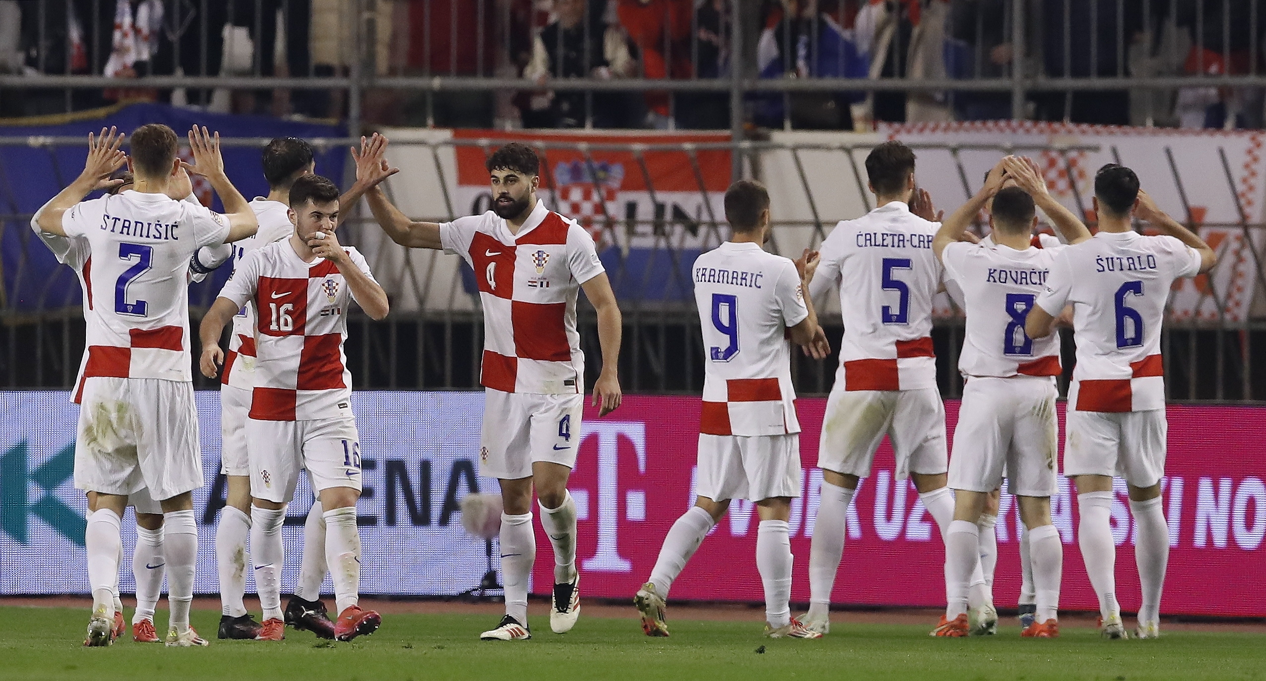 包含法国不敌克罗地亚，晋级遥遥无期的词条