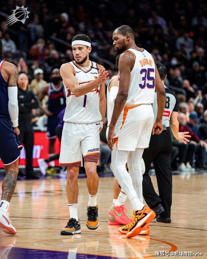 包含太阳连胜告终,布克砍下全场最高得分!的词条 包含太阳连胜告终,布克砍下全场最高得分!的词条