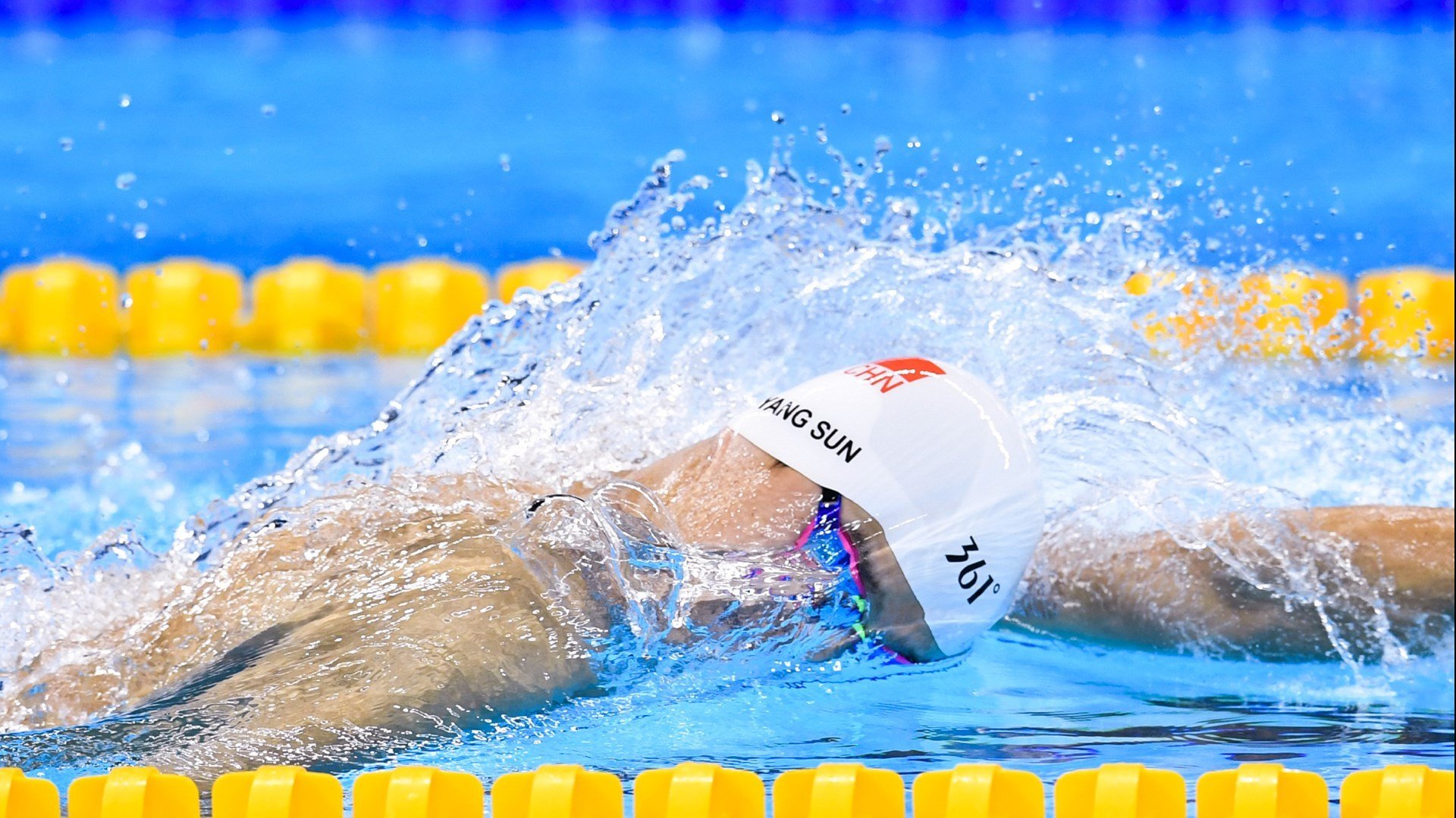 暗夜星辰,伊萨克在NBA总决赛之夜的传奇绽放