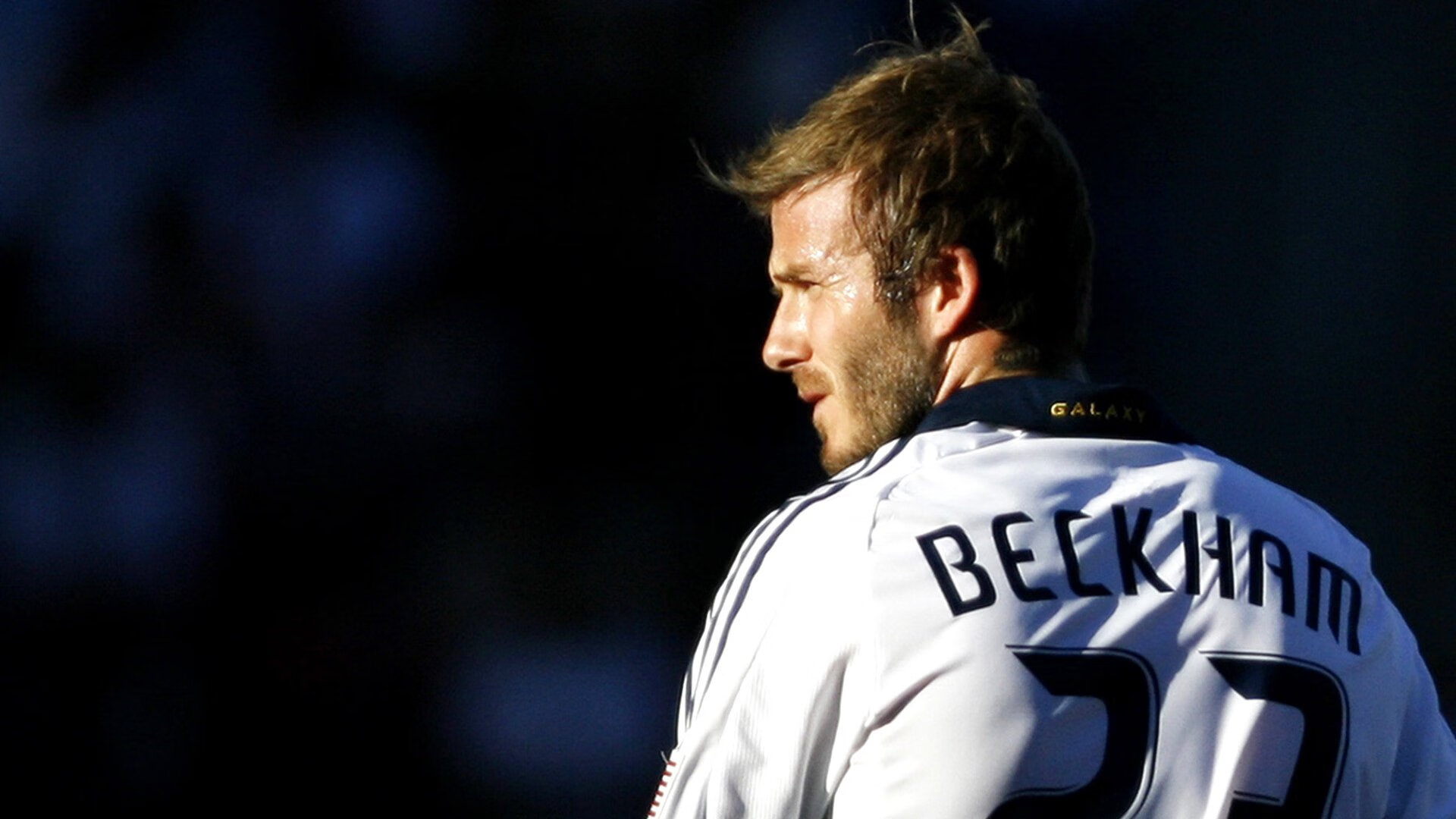 李刚仁的东方魔法，NBA季后赛之夜，一个名字统治全场