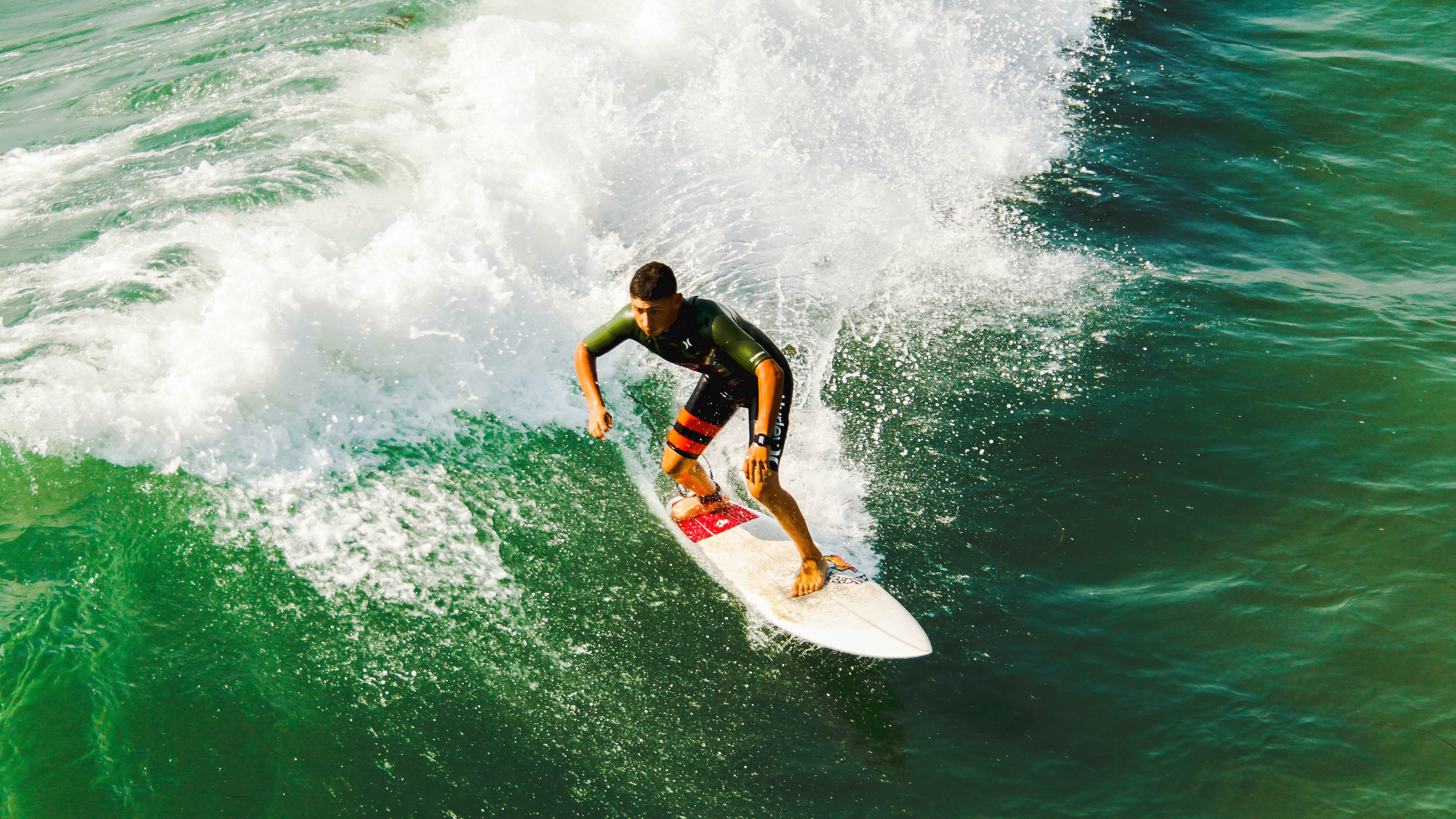 橙色风暴中的孤胆英雄，卡拉斯科扛起全队，荷兰力克韩国的战术启示